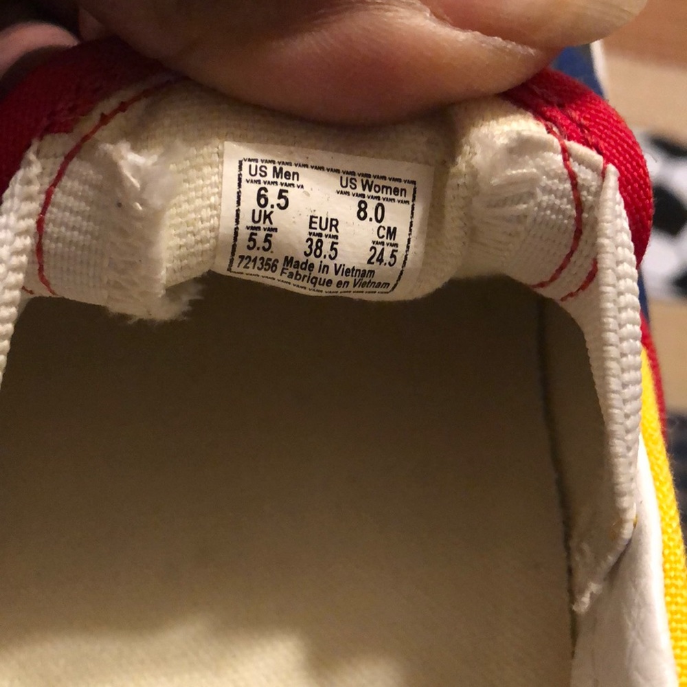 Uni-sneakers - Picture 3 of 4
